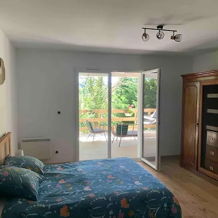 Independant Dans Maison, Avec Jacuzzi * Urrugne
